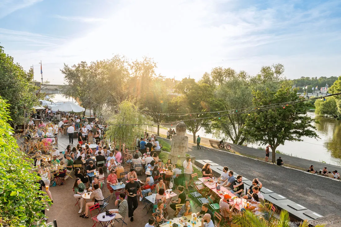 Tours ou le bonheur festif